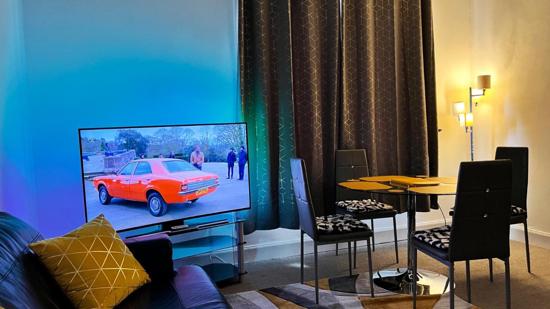 2 Bedrooms Entire Apartment Self Check In Kelty Экстерьер фото